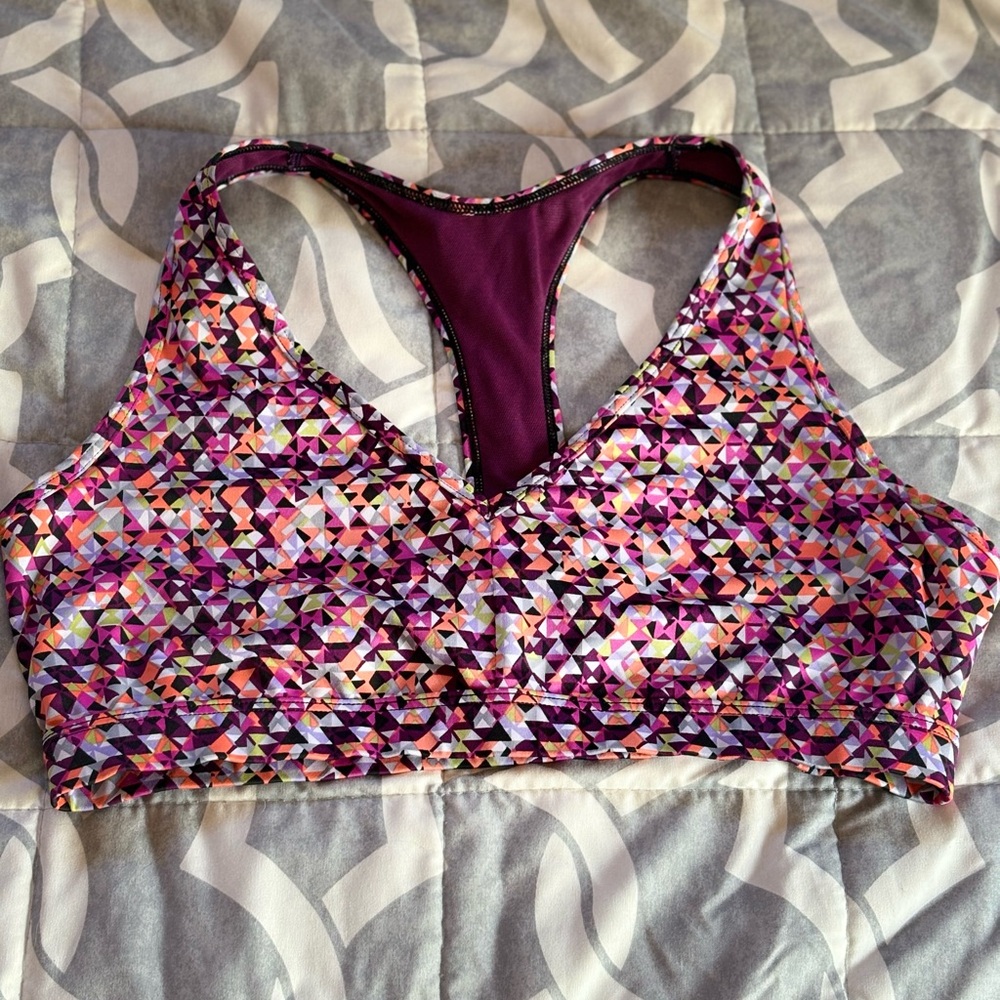 Victoria’s Secret Geometric Patterned Sports Bra